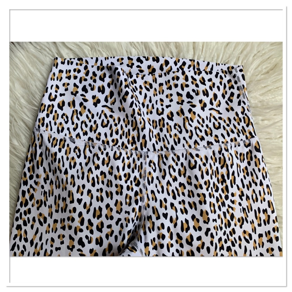 Slinkii Panthera Leggings Animal Print White Tan Size Medium - Picture 3 of 9